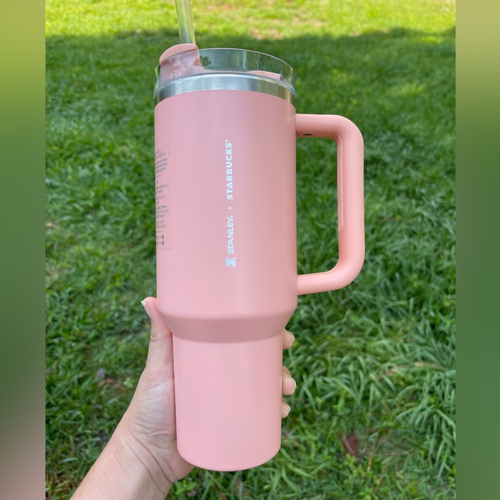 Starbucks x Stanley HTF peach 40oz tumbler